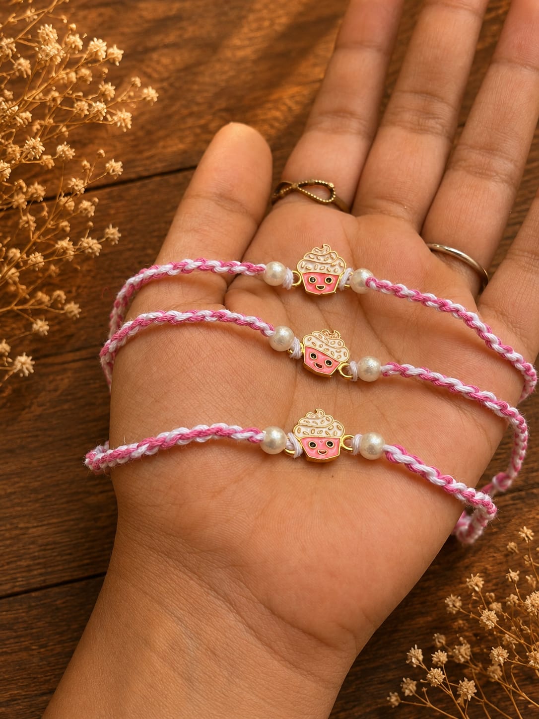 Cupcake Rakhi